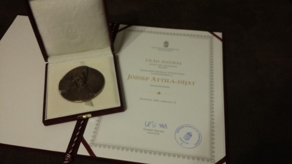 Ol__h_Andr__s_J__zsef_Attila-d__ja.jpg
