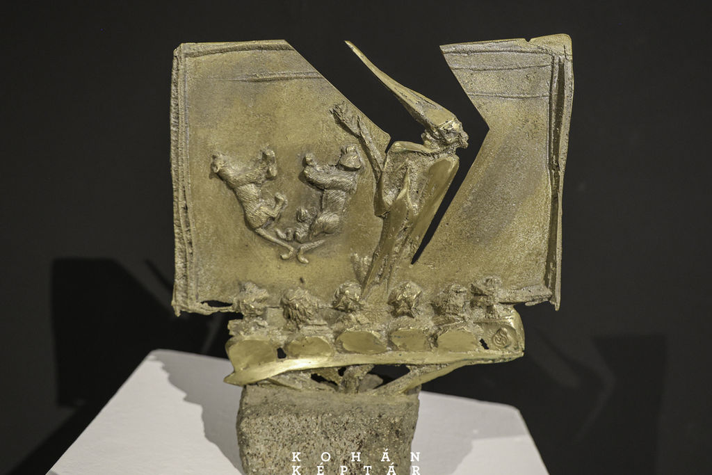 untitled-1952.jpg