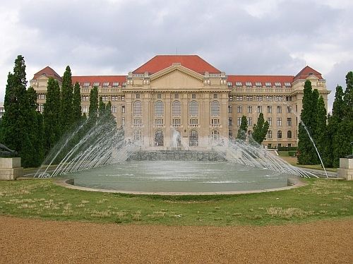 DebrecenUniversity.jpg